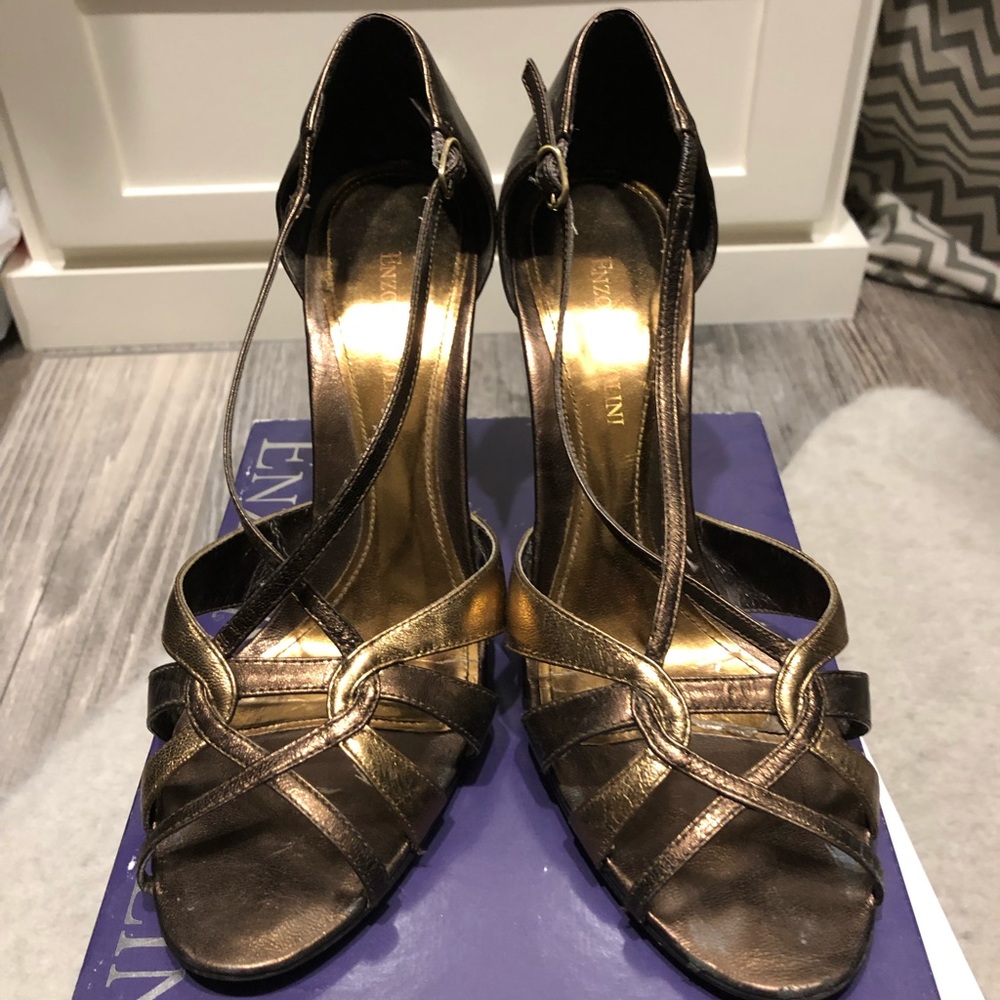 Enzo angiolini ladies size 8 metallic dress shoes